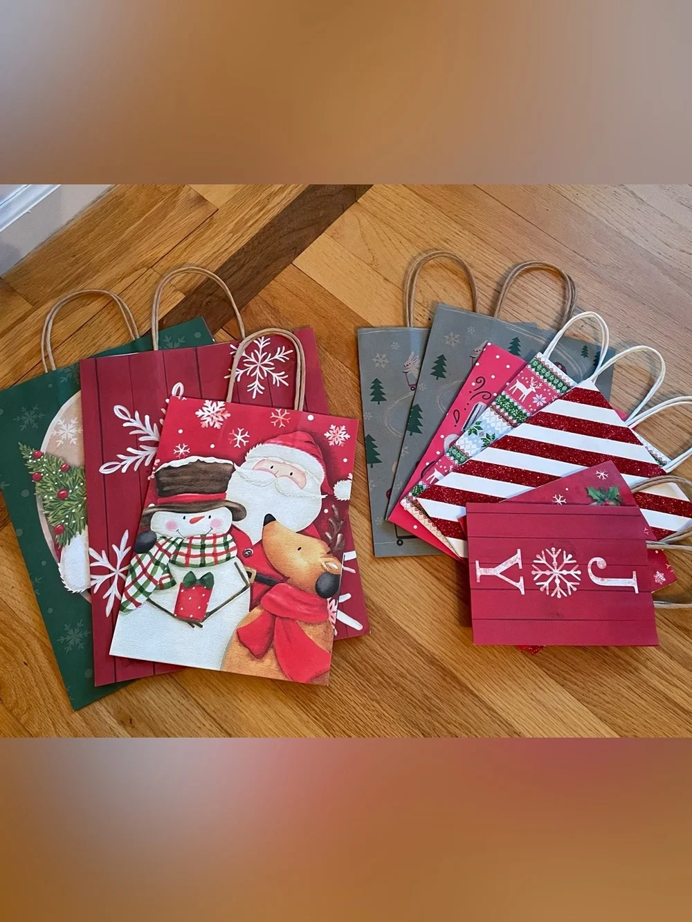Christmas Gift Bags / Paper / 10 Assorted patterns & sizes as shown